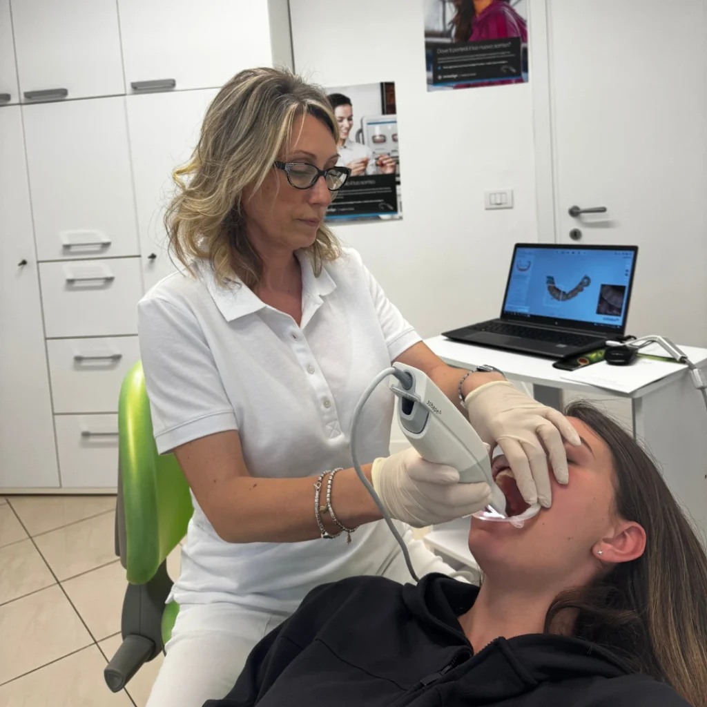 Faccette Dentali a Foligno